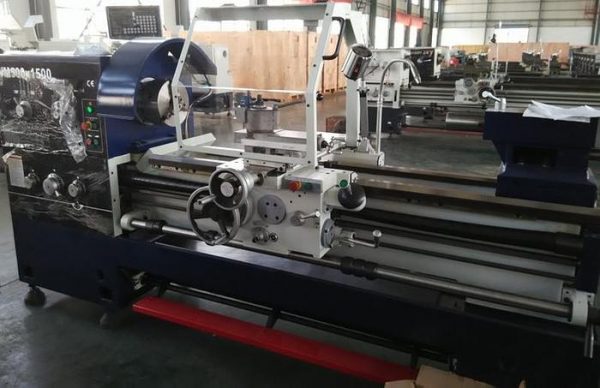 WM500 – ROGI Lathe